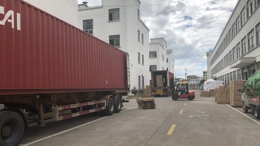 6 Products shipping 6 Products shipping